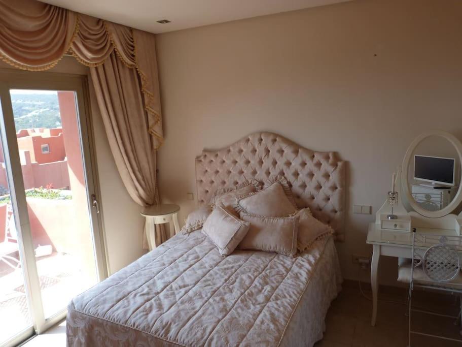 Luxurious Townhouse With Sea Views Vila Manilva Exterior foto